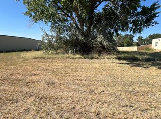 Hathaway Cir, Los Lunas, NM 87031