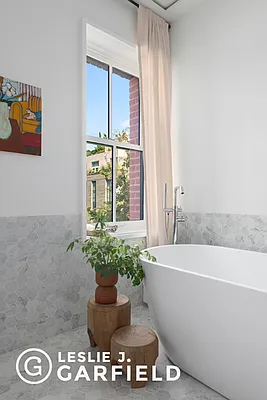 Sold by Leslie J. Garfield | media 11