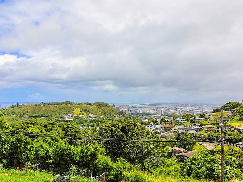 1st image of 2490 Tantalus Dr