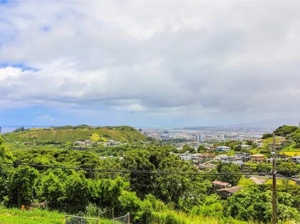 2490 Tantalus Dr, Honolulu, HI 96813