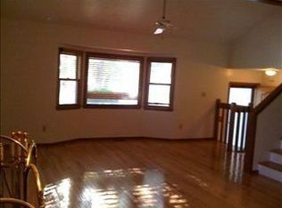 430 S Maple Ln, Wichita, KS 67209