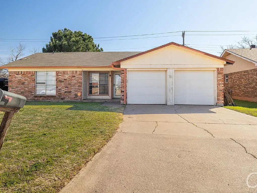 4225 Bob O Link Dr — Photo 1