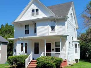 520 W Mineral St, Platteville, WI 53818