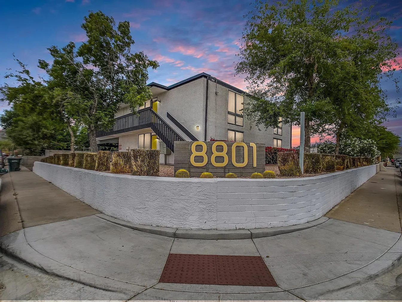 2 bed, 800 sqft, $1,195 — Photo 2