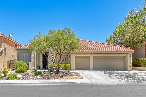 2122 Mooreview St #1 Photo 1