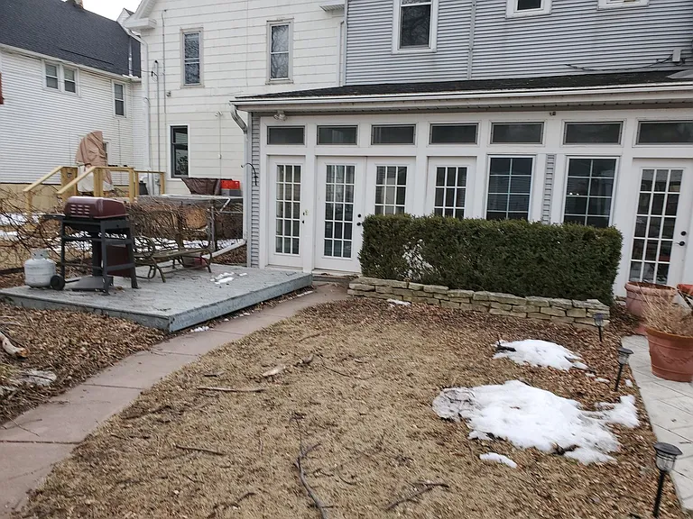 2054 N Cambridge Ave — Photo 39