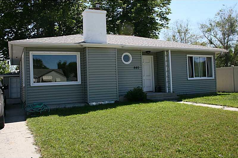 1st image of 840 Broadwater Ave