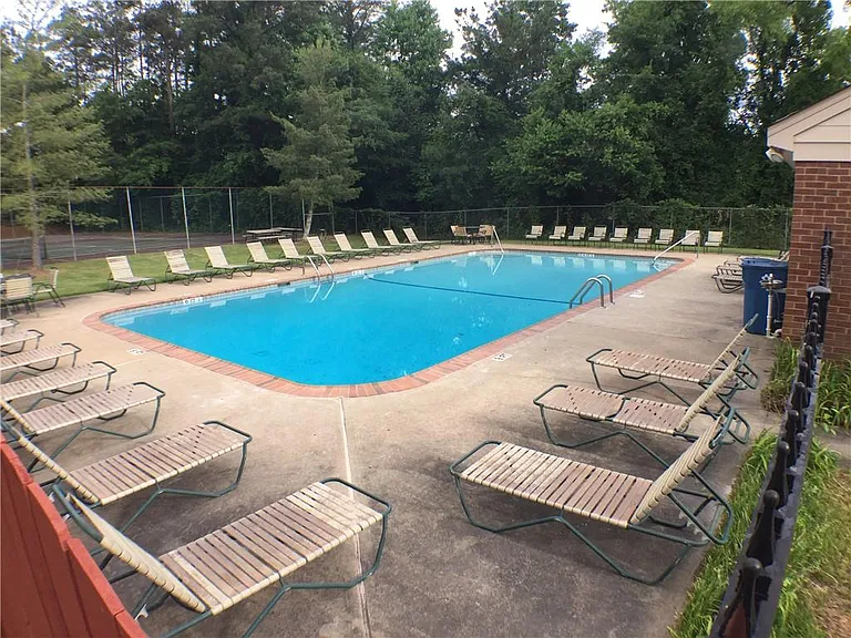 2906 Webb Bridge Rd — Photo 18
