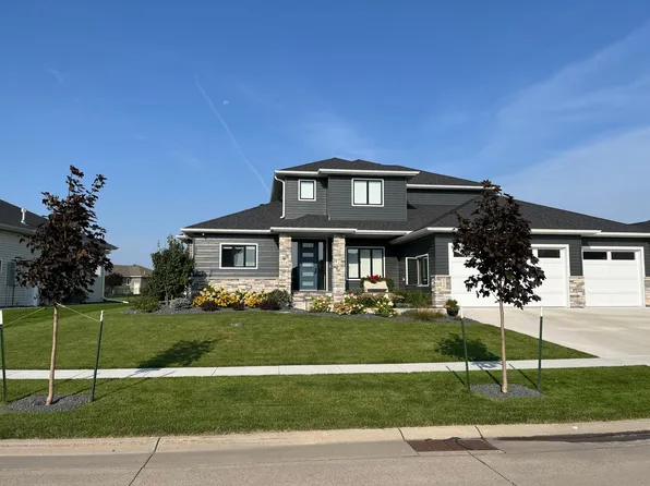 324 25th Ave E, West Fargo, ND 58078