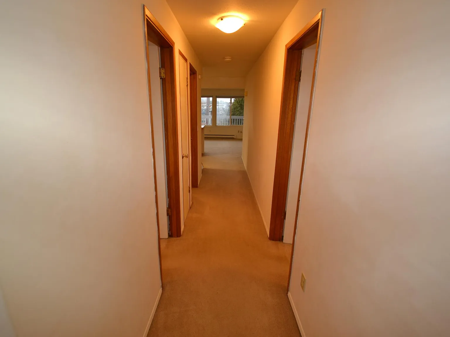 2 bed, 760 sqft, $1,900 — Photo 3