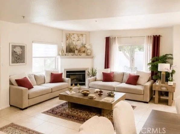 703 Locust St Unit 1, Pasadena, CA 91101