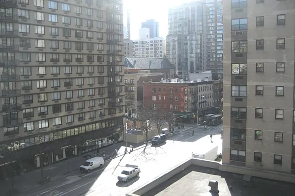 Sold by Corcoran | media 21