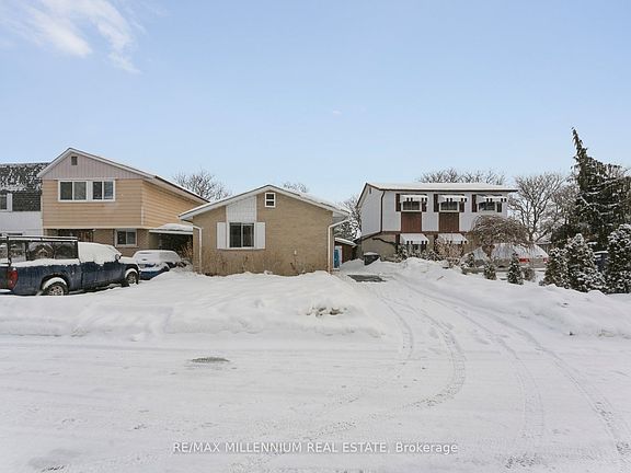 2nd image of 17 Haley Ct