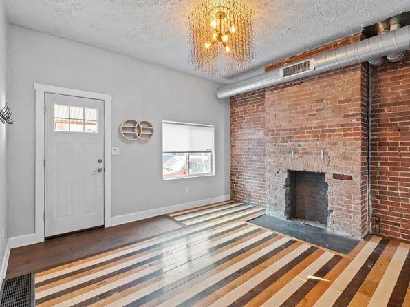 5201 1/2 Duncan St, Pittsburgh, PA 15201