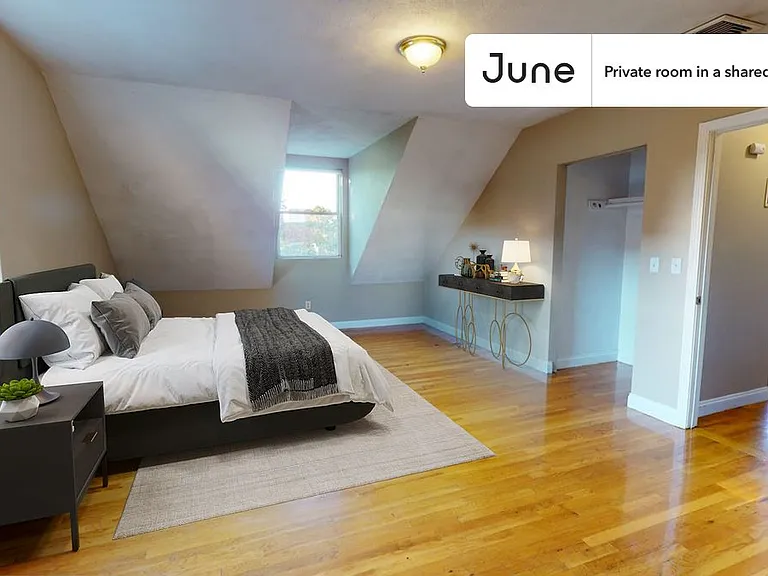 19 Highgate St #B — Photo 1