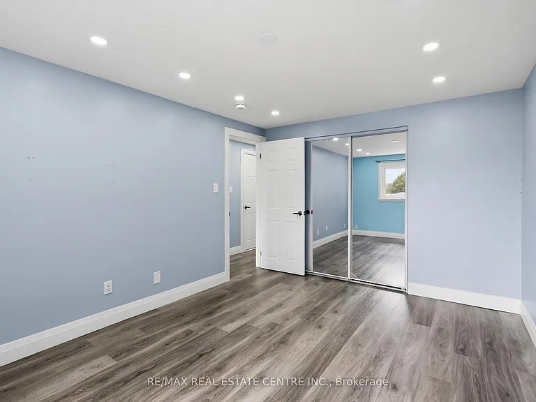 33 Garside Cres #MAIN — Photo 20