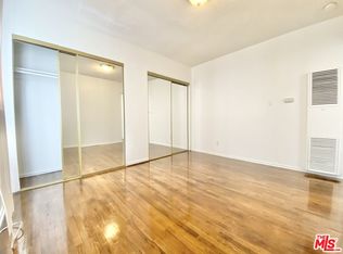 1352 N Las Palmas Ave #10A, Los Angeles, CA 90028