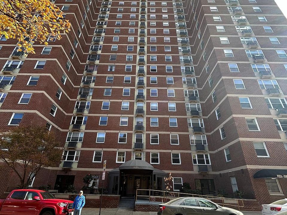 1st image of 1101 Saint Paul St Unit 1204
