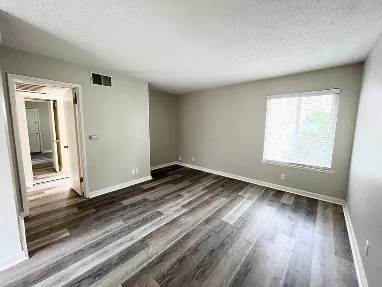 1711 Q Street — Photo 7