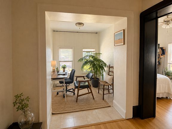 3rd image of 2616 Hennepin Ave #301