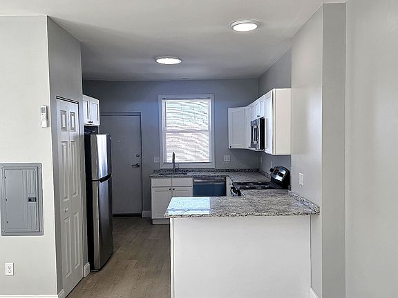 2nd image of 33 Rowe Ave