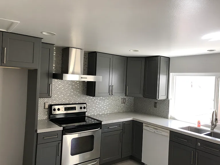 10041 Delano Ln — Photo 7
