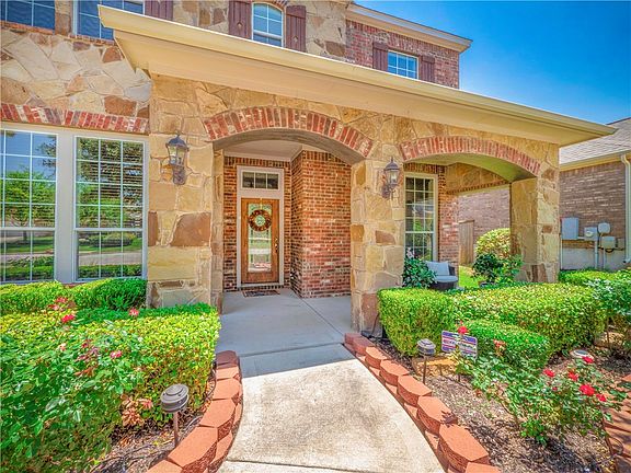 4th image of 2809 Saint Frances Ct