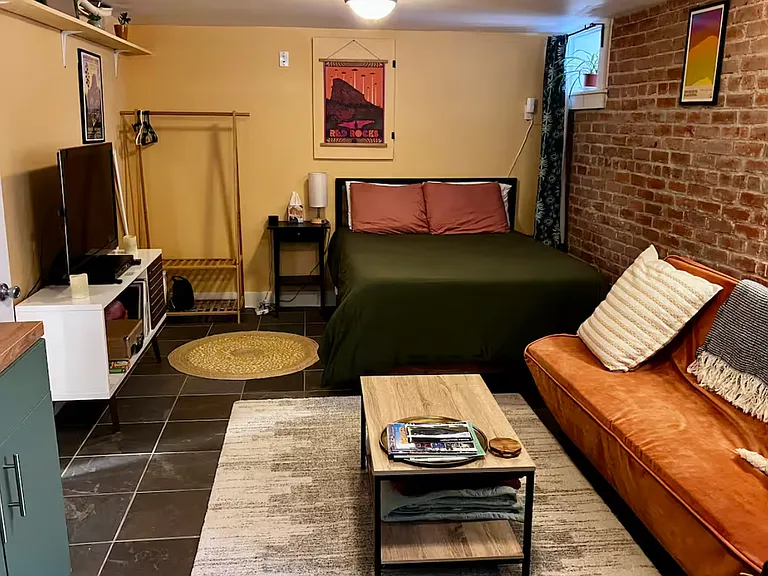 2801 N Franklin St — Photo 20