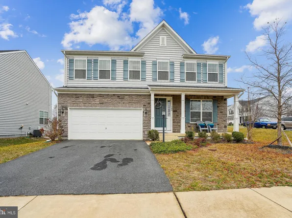 100 Cotton Blossom Ct, Fredericksburg, VA 22405