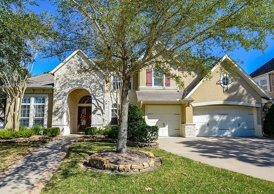 1st image of 25622 Greenwell Springs Ln