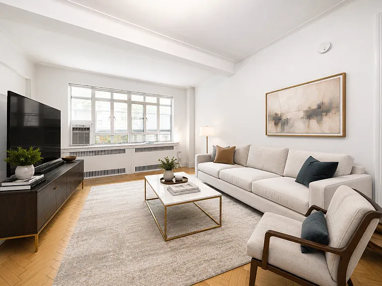 10 W 74th St #2D — Photo 3