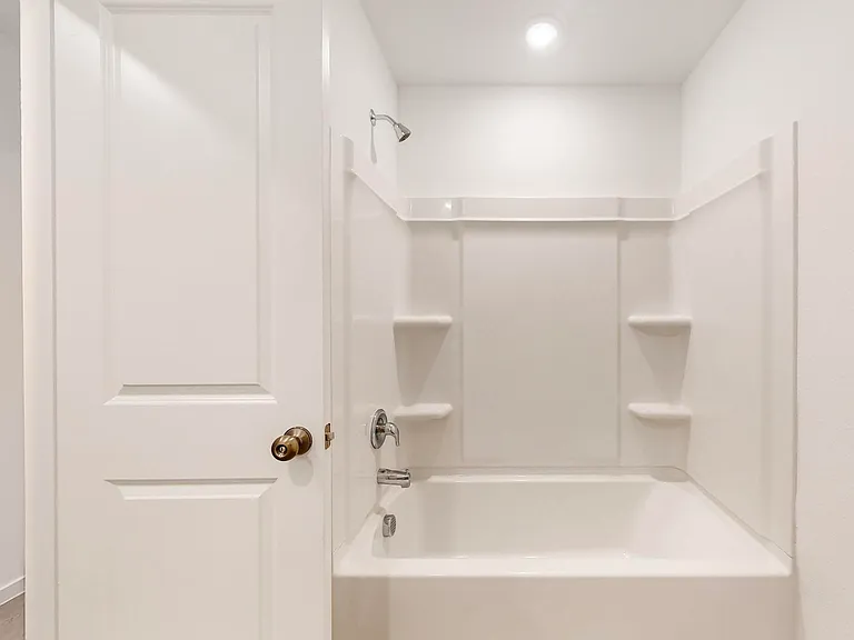 7412 Woodpecker Dr — Photo 12