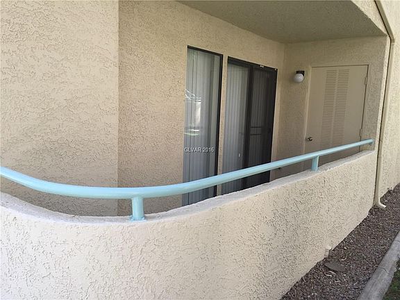 4th image of 930 N Sloan Ln APT 104C