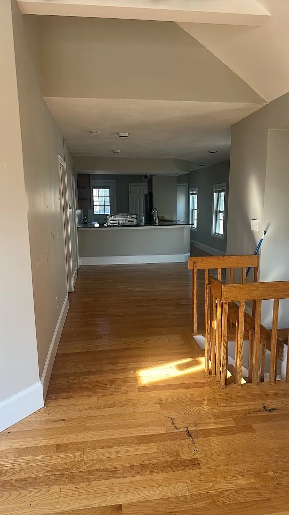 2 bed, 900 sqft, $2,827 — Photo 4