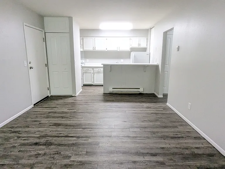 Copper Cove Apartments — Photo 31