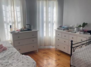 63 Seymour St APT 2, Worcester, MA 01610