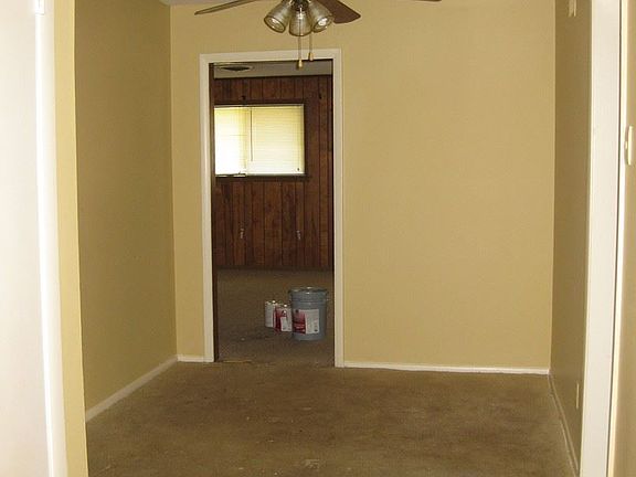 5th image of 4908 Durbin Ave