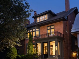 9 Lynwood Ave, Toronto, ON M4V 1K3