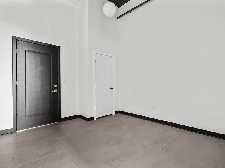 480 Myrtle Street — Photo 45