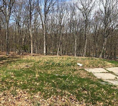 5th image of 122/124 Arbor Dr