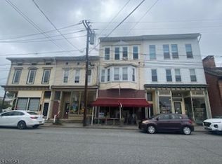 320 Front St, Belvidere, NJ