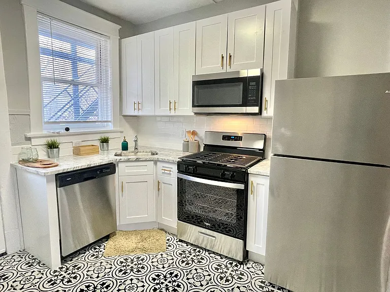 4205 Botanical Ave #3W — Photo 6