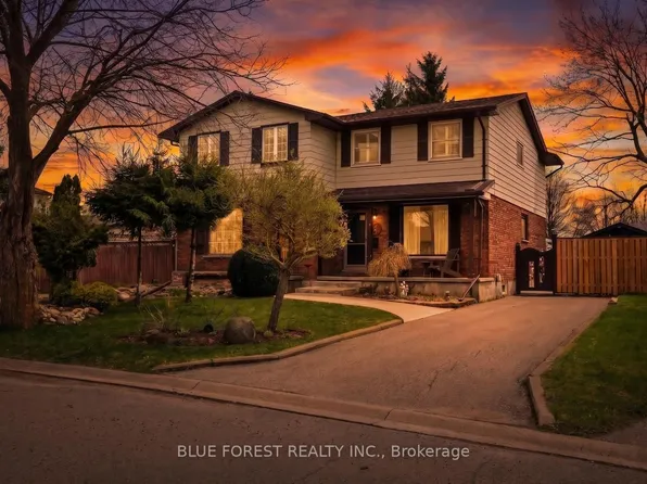 3 Lacey Cres, London, ON N6E 2E6