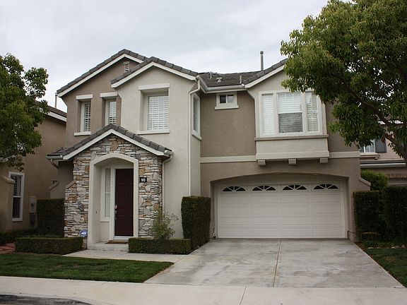 4th image of 4 Caledon Ct