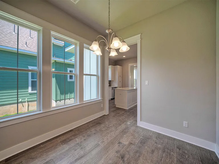 1086 Twain St — Photo 27