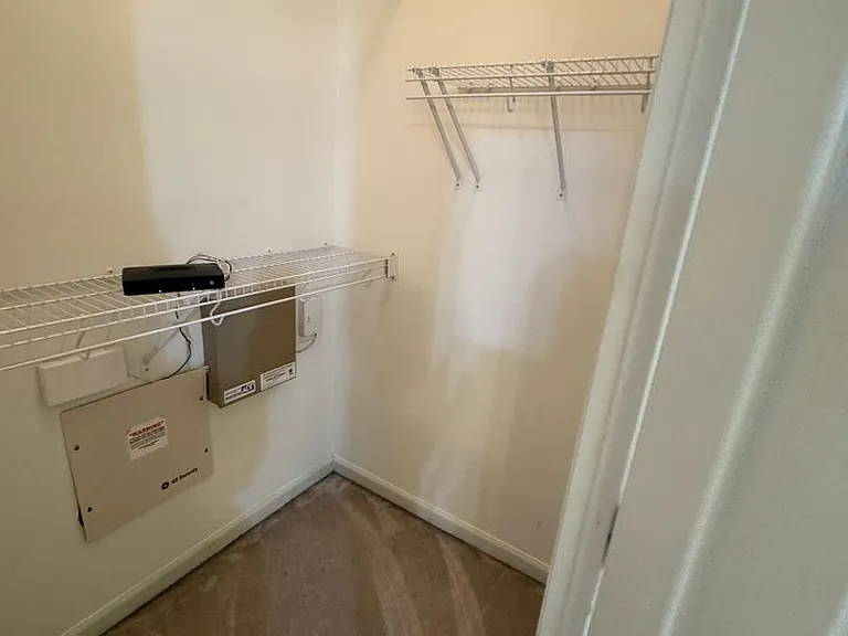 1343 Island Pl E — Photo 23