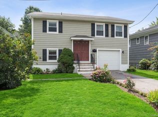 332 Bishop Ave, Mamaroneck, NY 10543
