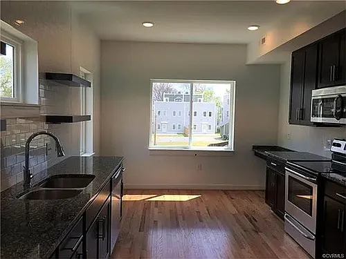 1422 Porter St Photo 1