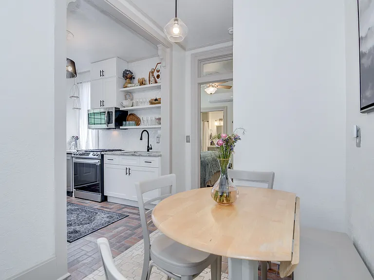 2208 Central Ave #2 — Photo 9