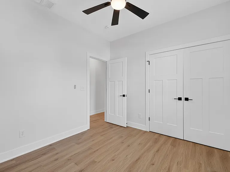 2439 Guilford Ave — Photo 23
